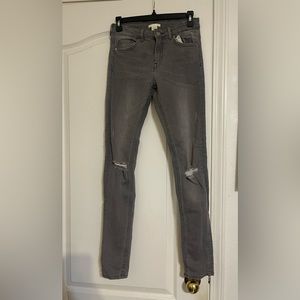 H&M gray skinny jeans